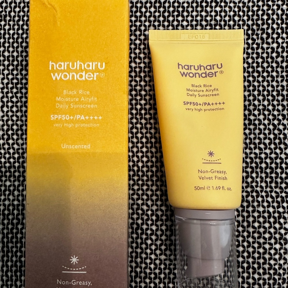 Haruharu Wonder Black Rice Daily Sunscreen